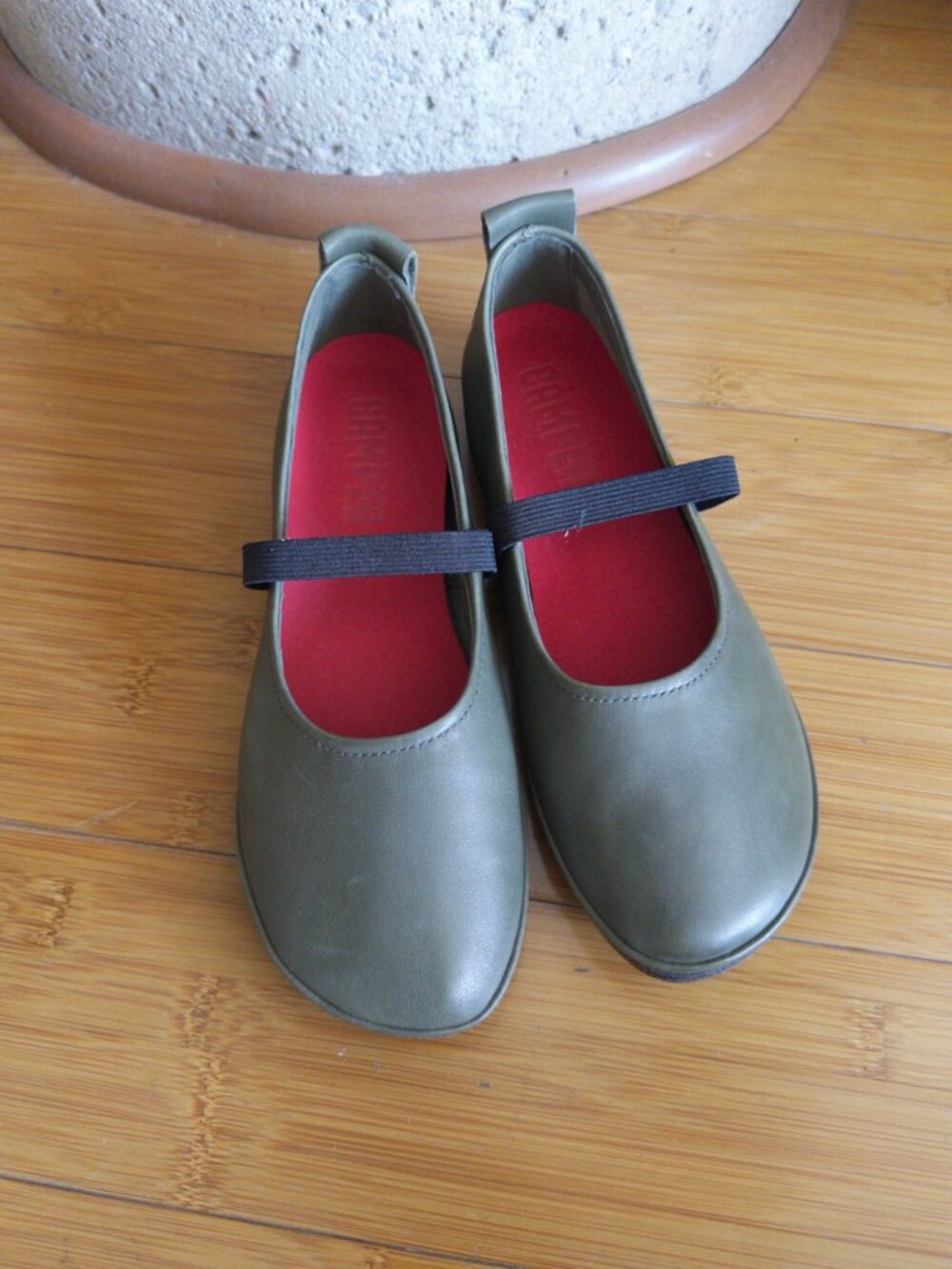 Camper Right Nina Flat Green size EU 36